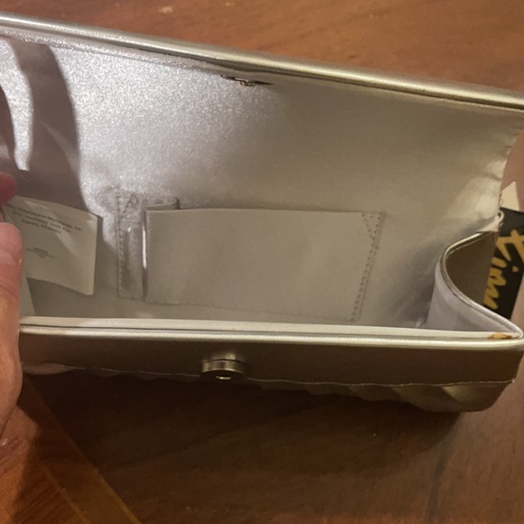 Fioni Silvet Evening Clutch Bag NWT - Picture 3 of 5